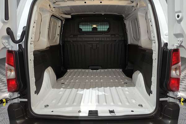 2023 Peugeot Partner City K9 SWB Low Roof