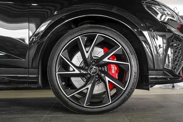 2020 Audi RS Q3 F3