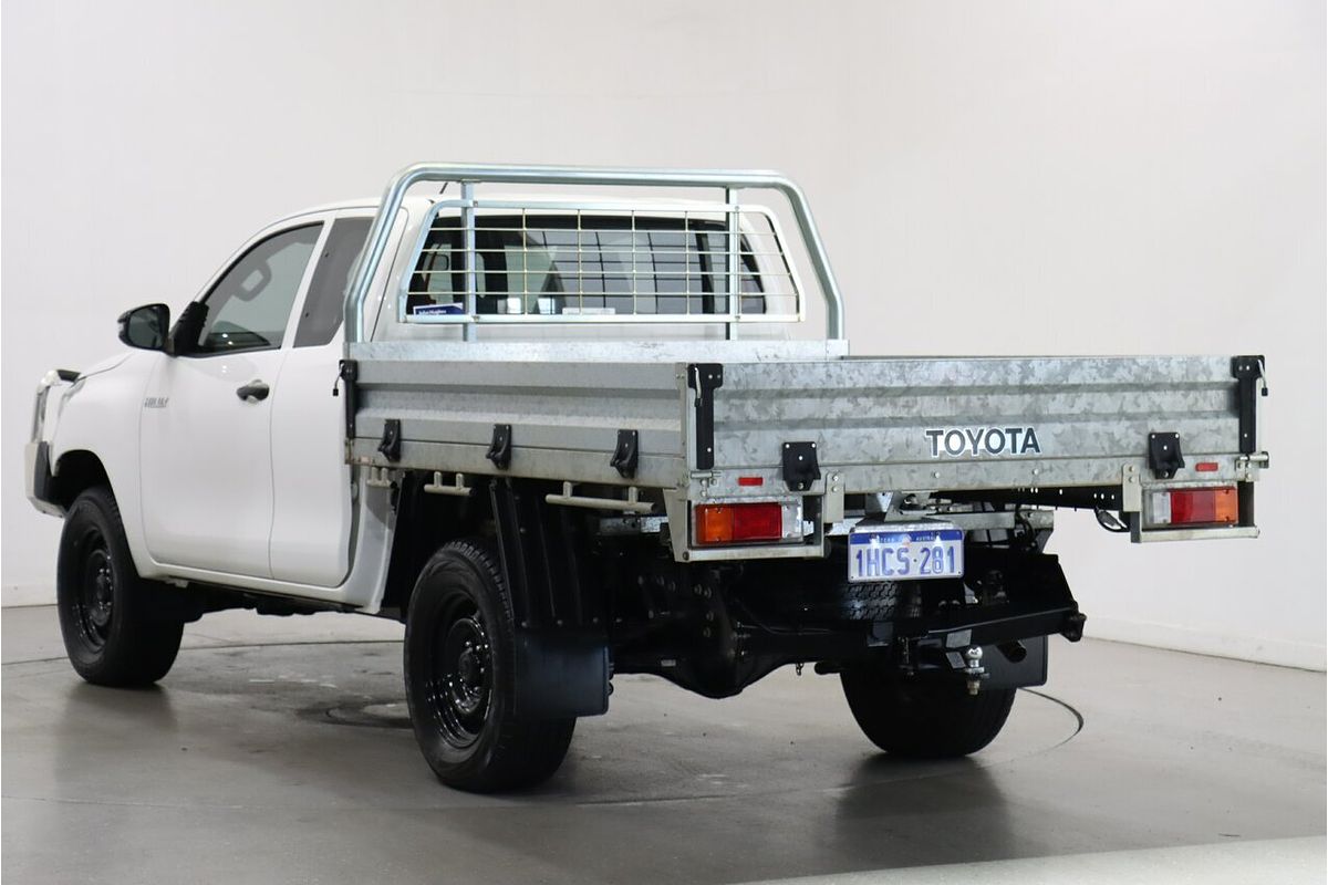 2020 Toyota Hilux Workmate Extra Cab GUN125R 4X4