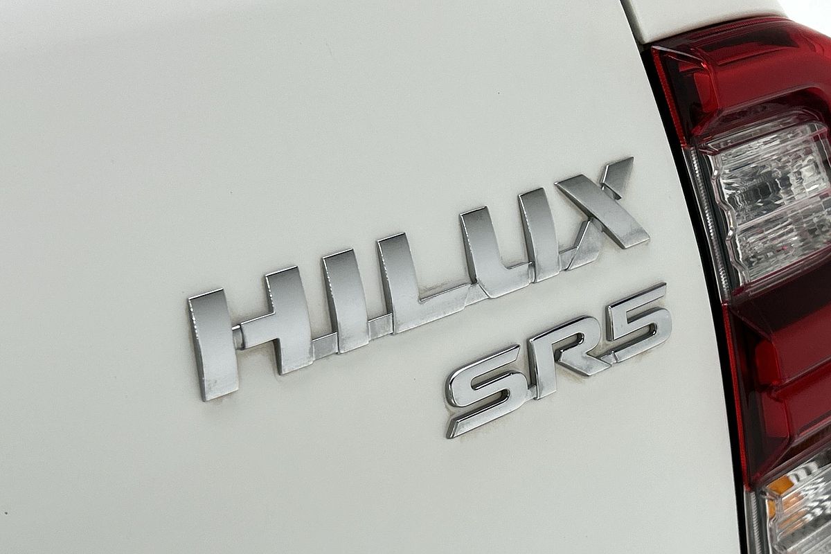 2022 Toyota Hilux SR5 GUN126R 4X4