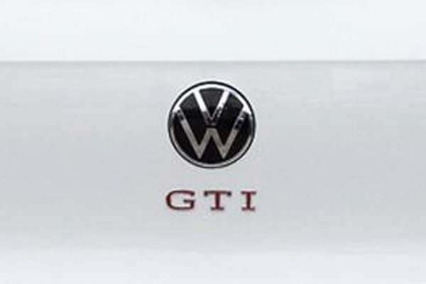 2024 Volkswagen Golf GTI 8