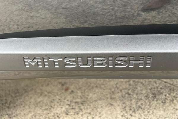 2024 Mitsubishi Triton GLX MV 4X4