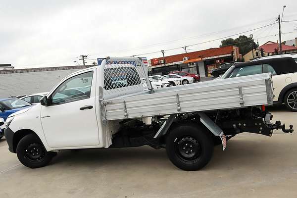 2018 Toyota Hilux Workmate 4x2 TGN121R RWD