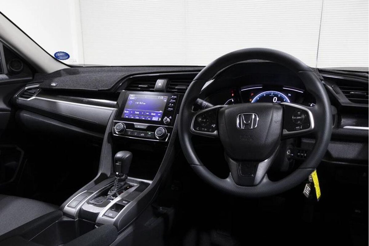 Honda Civic 4 Doors Auto VTI 19