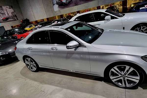 2019 Mercedes-Benz C-Class C300 W205