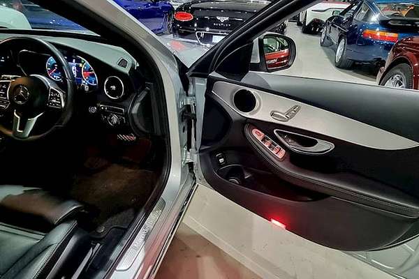 2019 Mercedes-Benz C-Class C300 W205