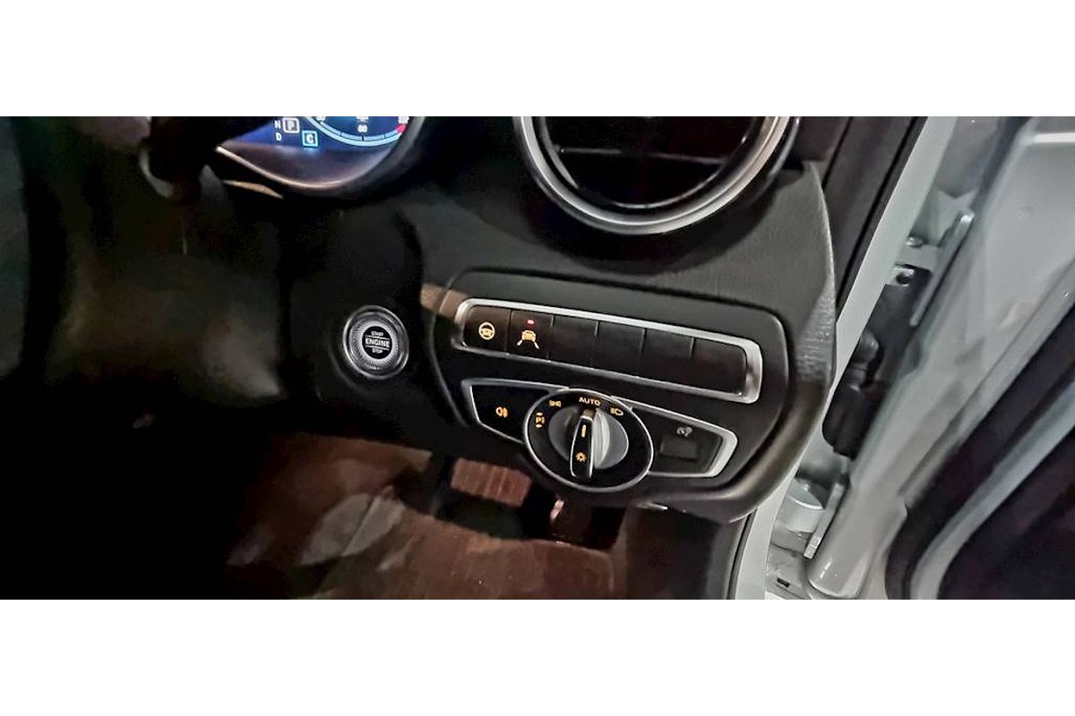 2019 Mercedes-Benz C-Class C300 W205