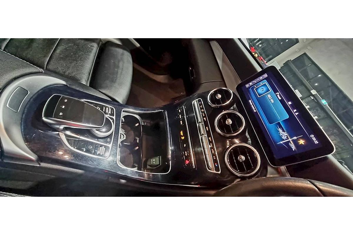 2019 Mercedes-Benz C-Class C300 W205