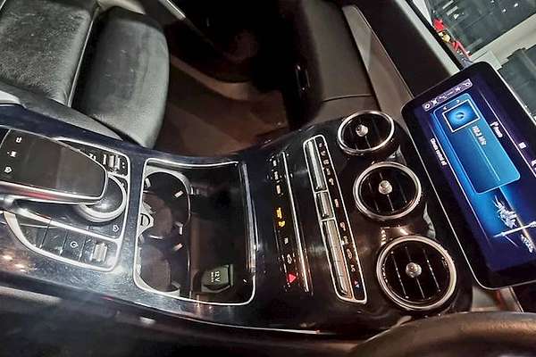 2019 Mercedes-Benz C-Class C300 W205