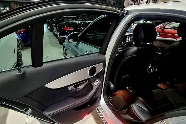 2019 Mercedes-Benz C-Class C300 W205