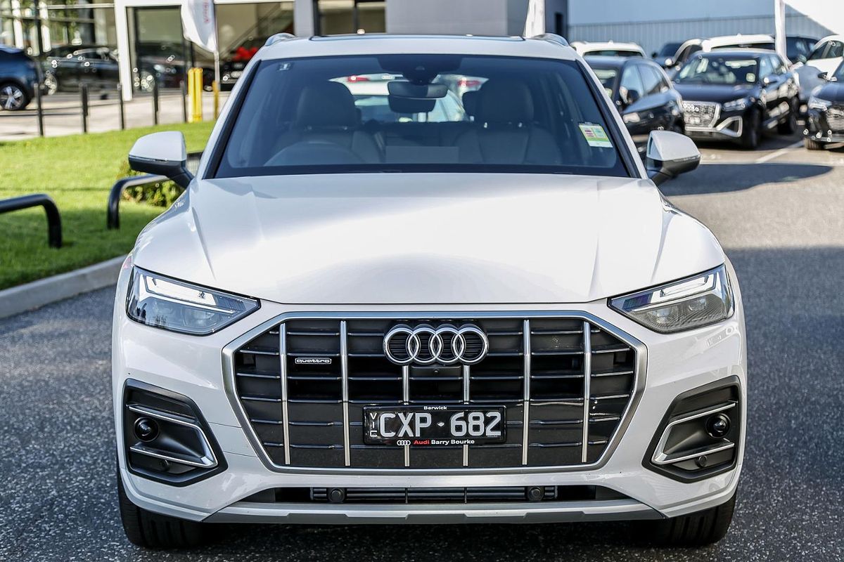 2024 Audi Q5 45 TFSI Sport FY