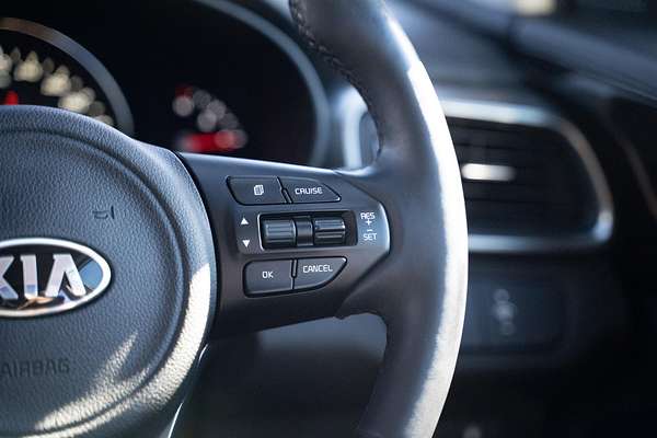 2016 Kia Sorento SLi UM