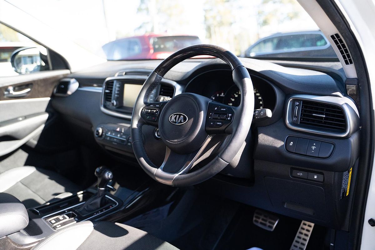 2016 Kia Sorento SLi UM