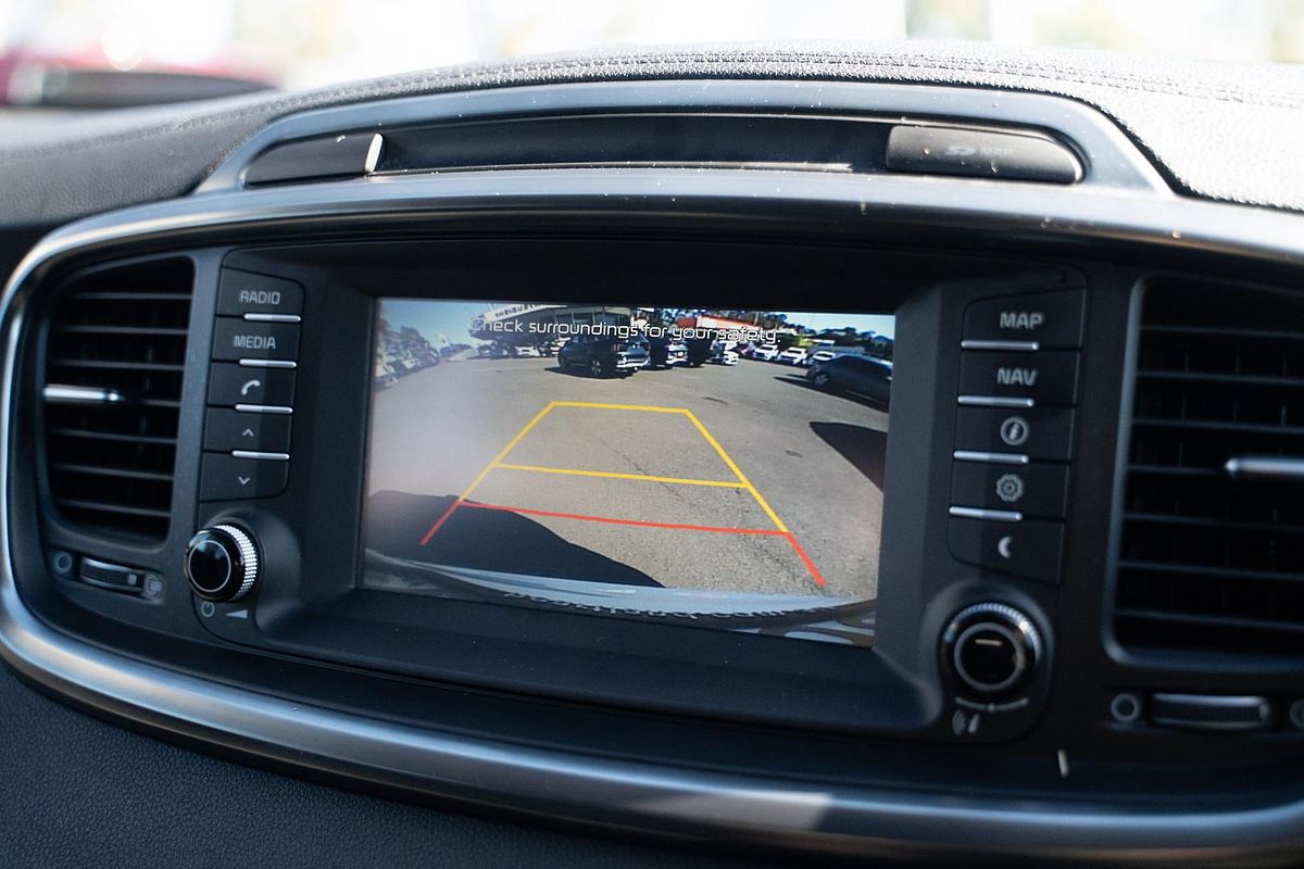 2016 Kia Sorento SLi UM
