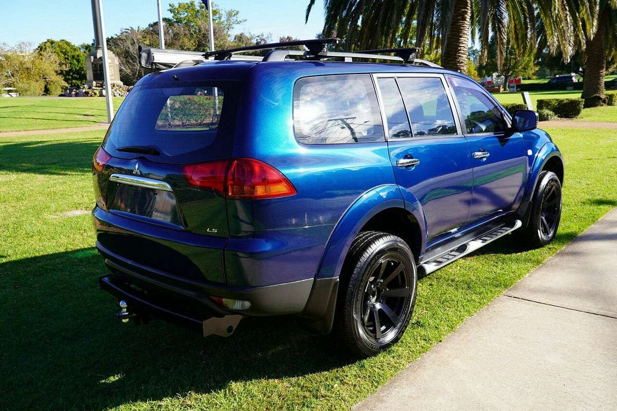2010 Mitsubishi Challenger LS (5 Seat) (4x4) PB