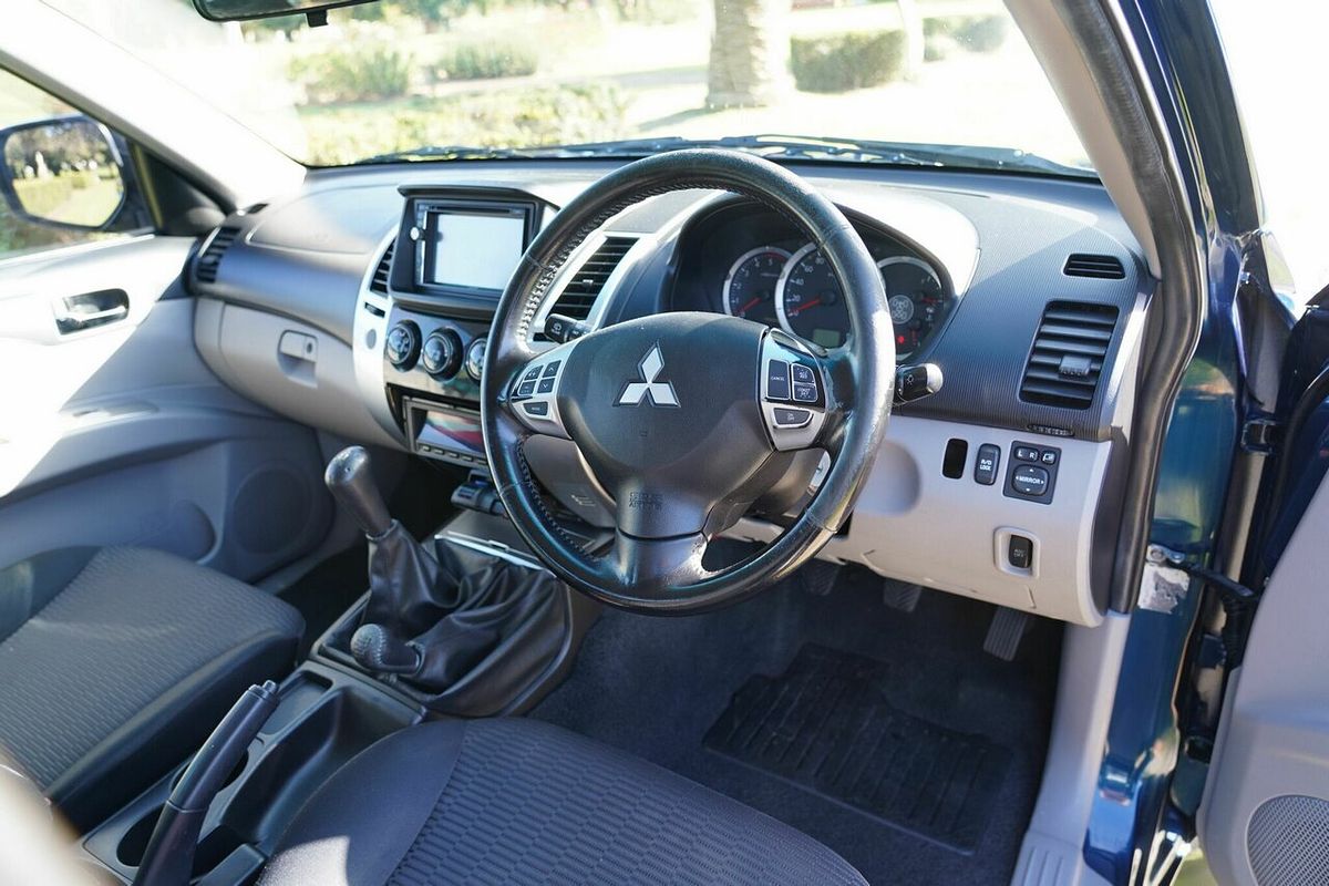 2010 Mitsubishi Challenger LS (5 Seat) (4x4) PB