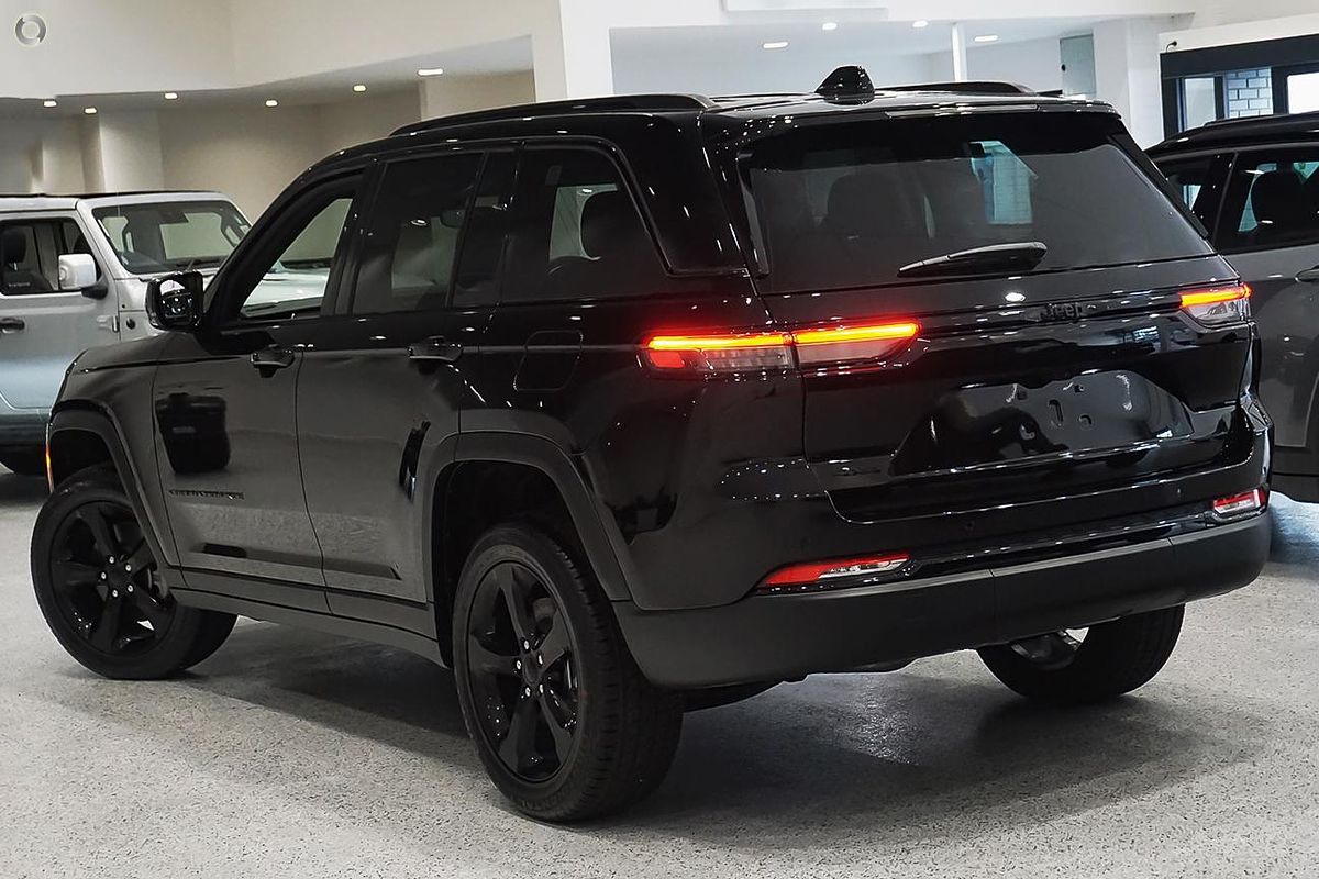 2023 Jeep Grand Cherokee Night Eagle WL