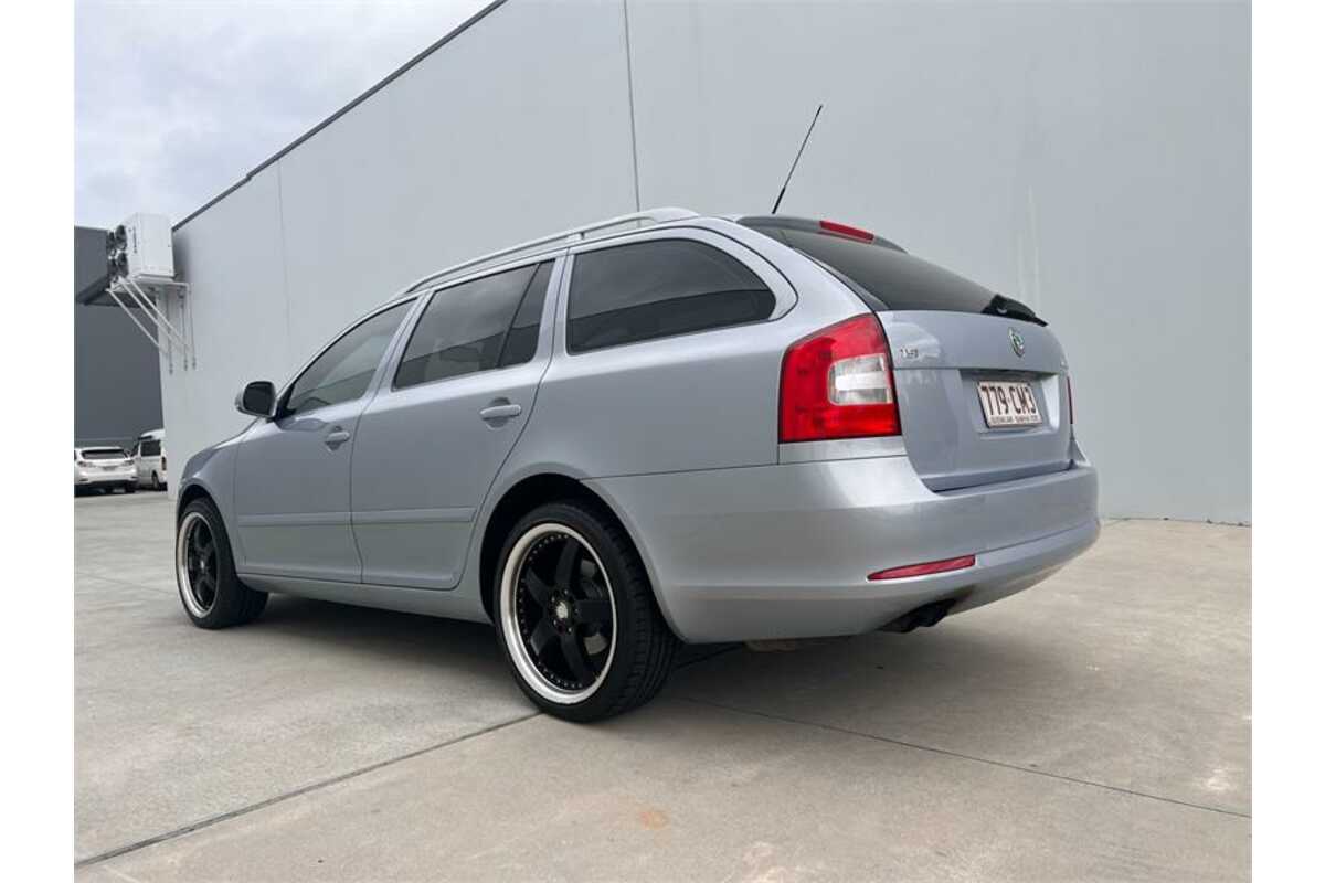 2010 SKODA OCTAVIA 118 TSI 1Z MY10