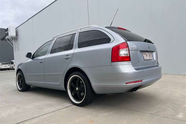 2010 SKODA OCTAVIA 118 TSI 1Z MY10