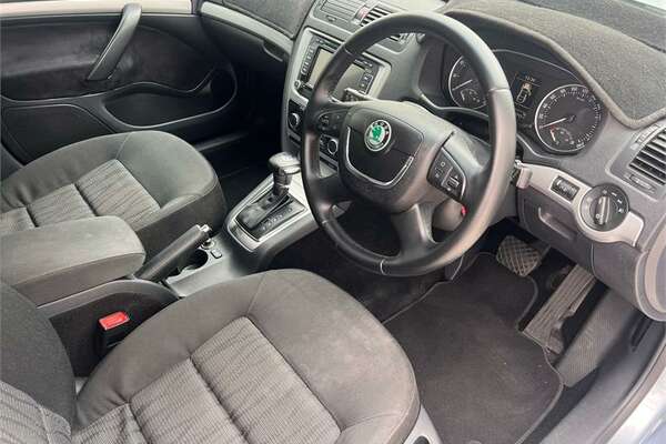 2010 SKODA OCTAVIA 118 TSI 1Z MY10