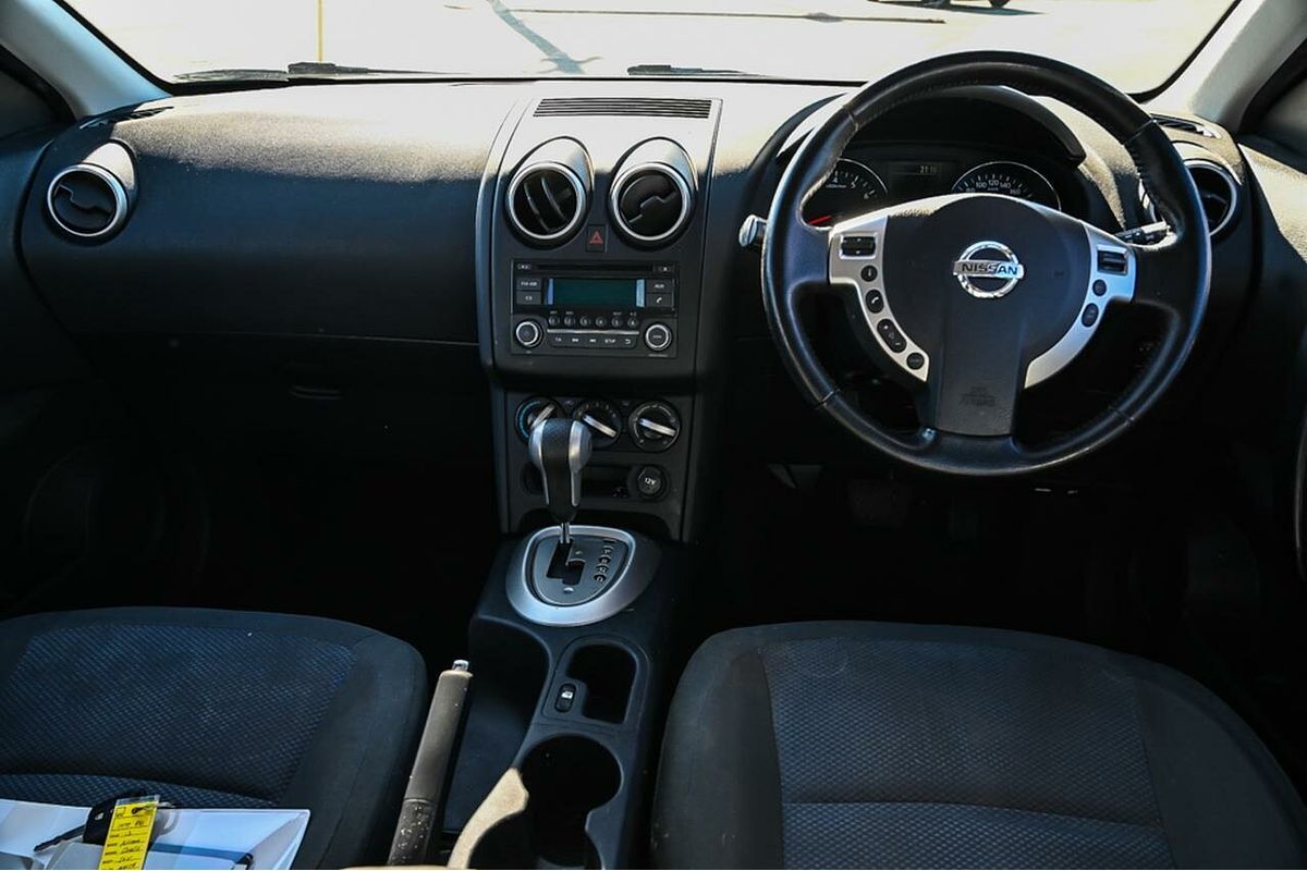 2012 Nissan Dualis +2 Hatch X-tronic 2WD ST J107 Series 3 MY12