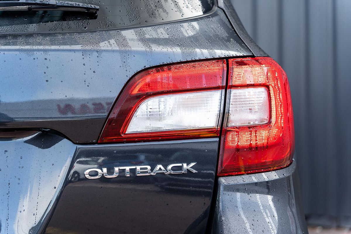 2018 Subaru Outback 2.5i Premium 5GEN