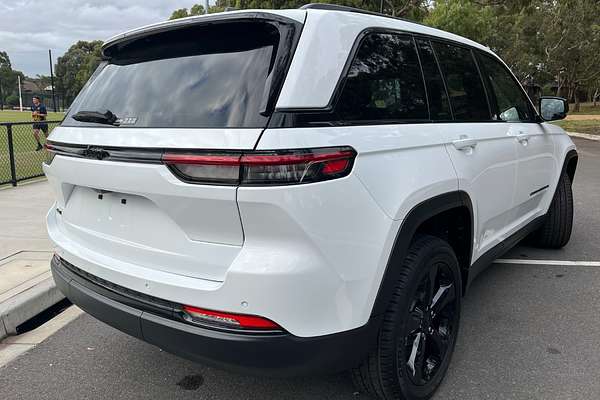 2023 Jeep Grand Cherokee Night Eagle WL