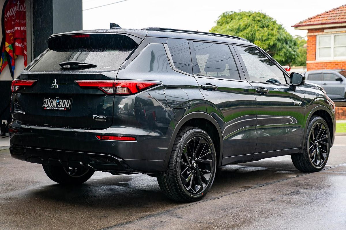 2024 Mitsubishi Outlander PHEV GSR ZM