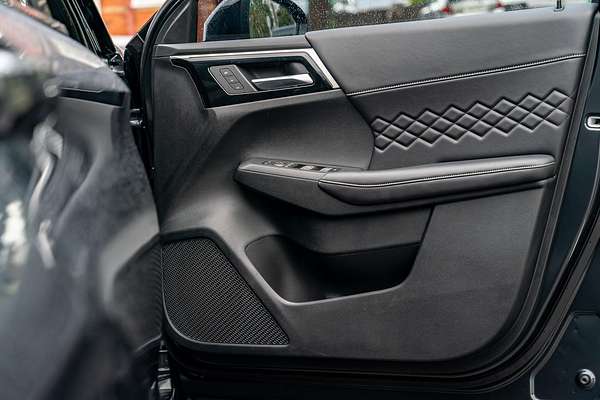 2024 Mitsubishi Outlander PHEV GSR ZM