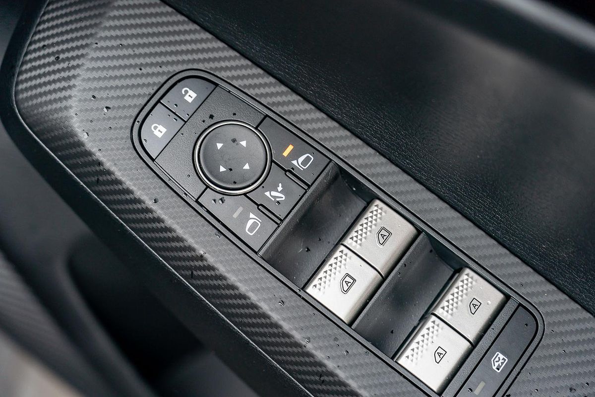 2024 Mitsubishi Outlander PHEV GSR ZM