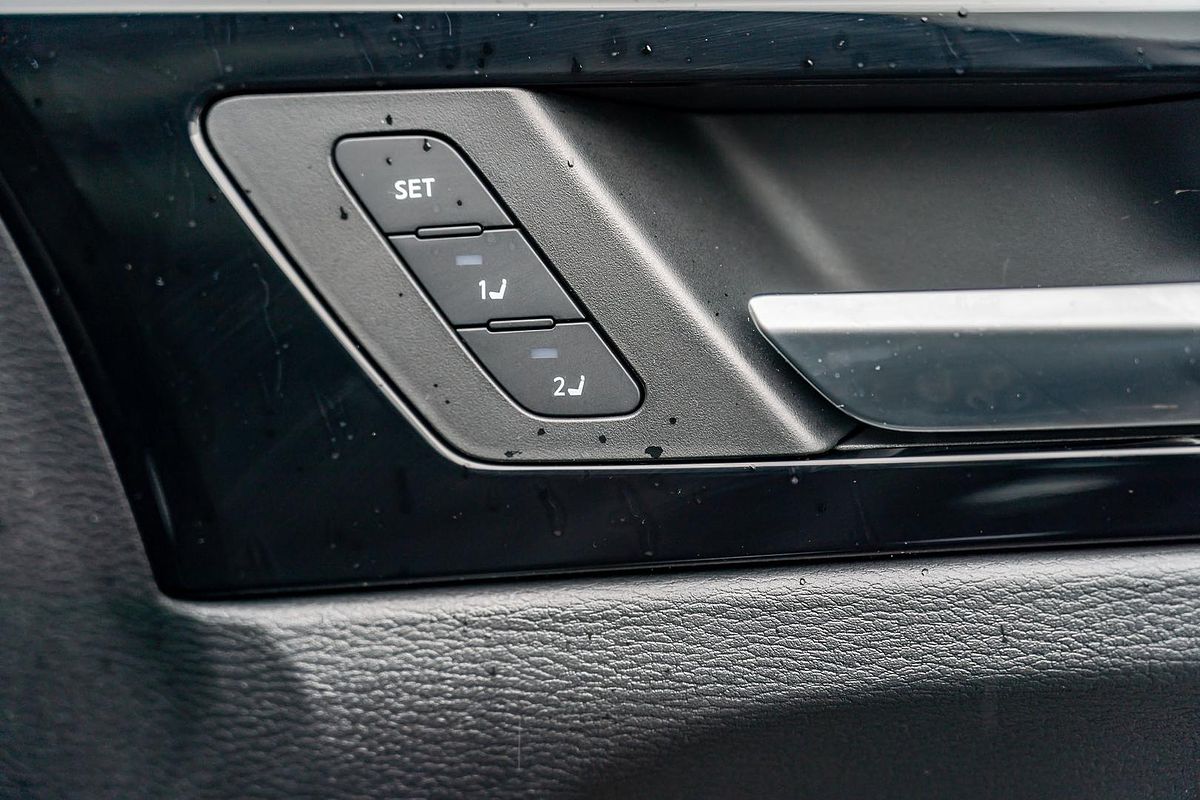 2024 Mitsubishi Outlander PHEV GSR ZM
