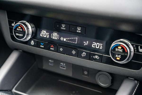 2024 Mitsubishi Outlander PHEV GSR ZM