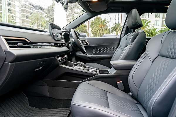 2024 Mitsubishi Outlander PHEV GSR ZM