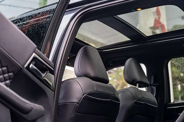 2024 Mitsubishi Outlander PHEV GSR ZM