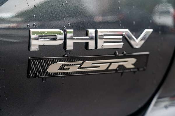 2024 Mitsubishi Outlander PHEV GSR ZM