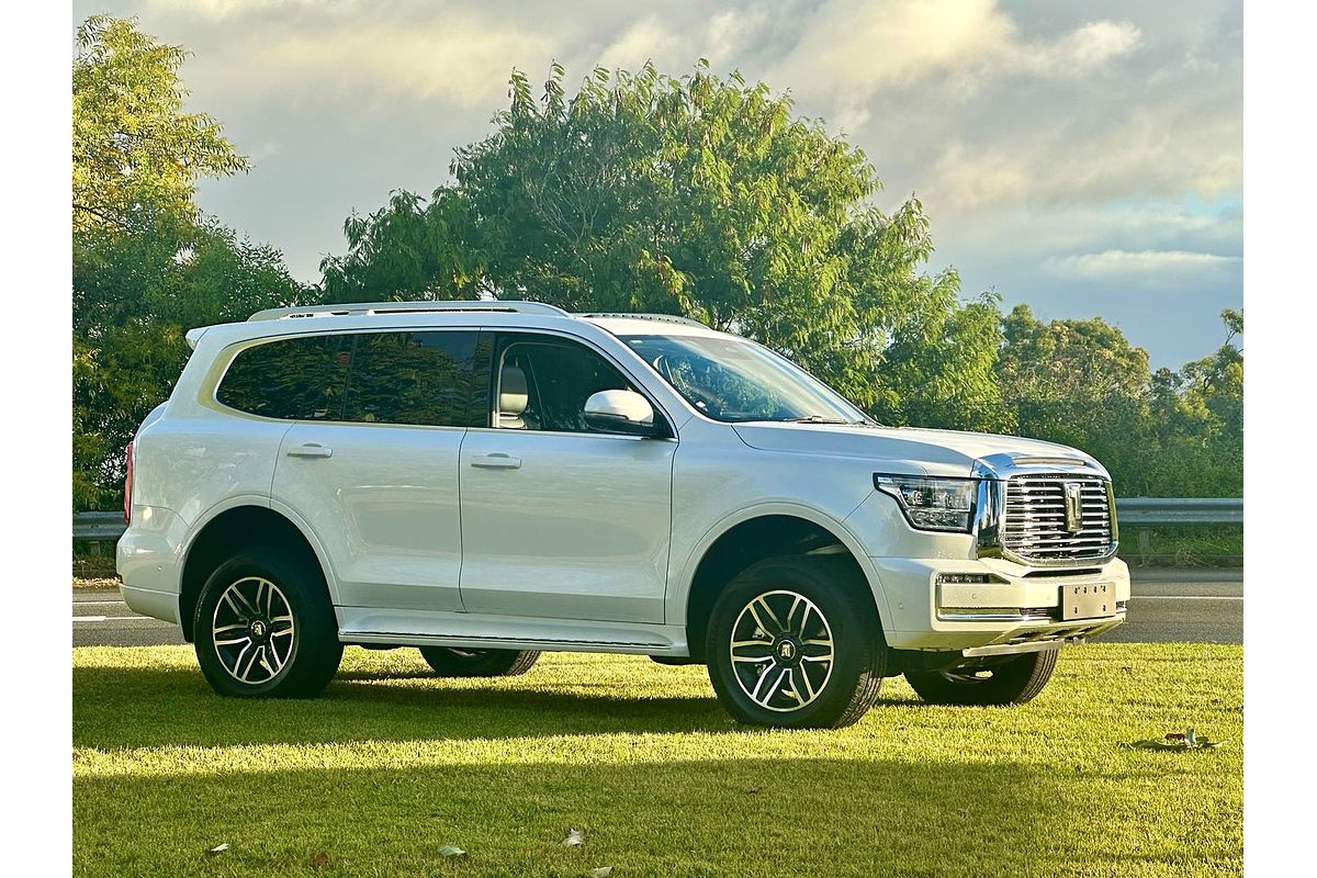 2024 GWM Tank 500 Lux Hybrid P03