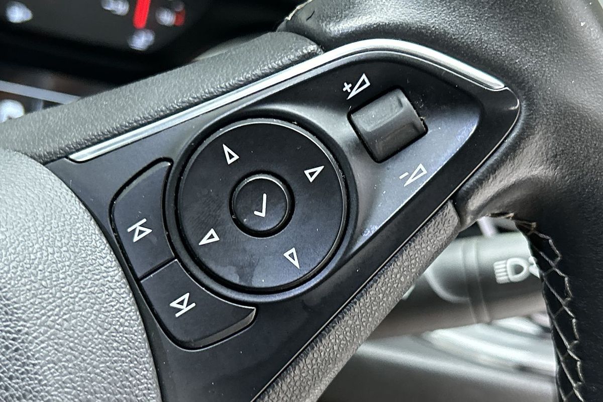 2019 Holden Commodore LT ZB