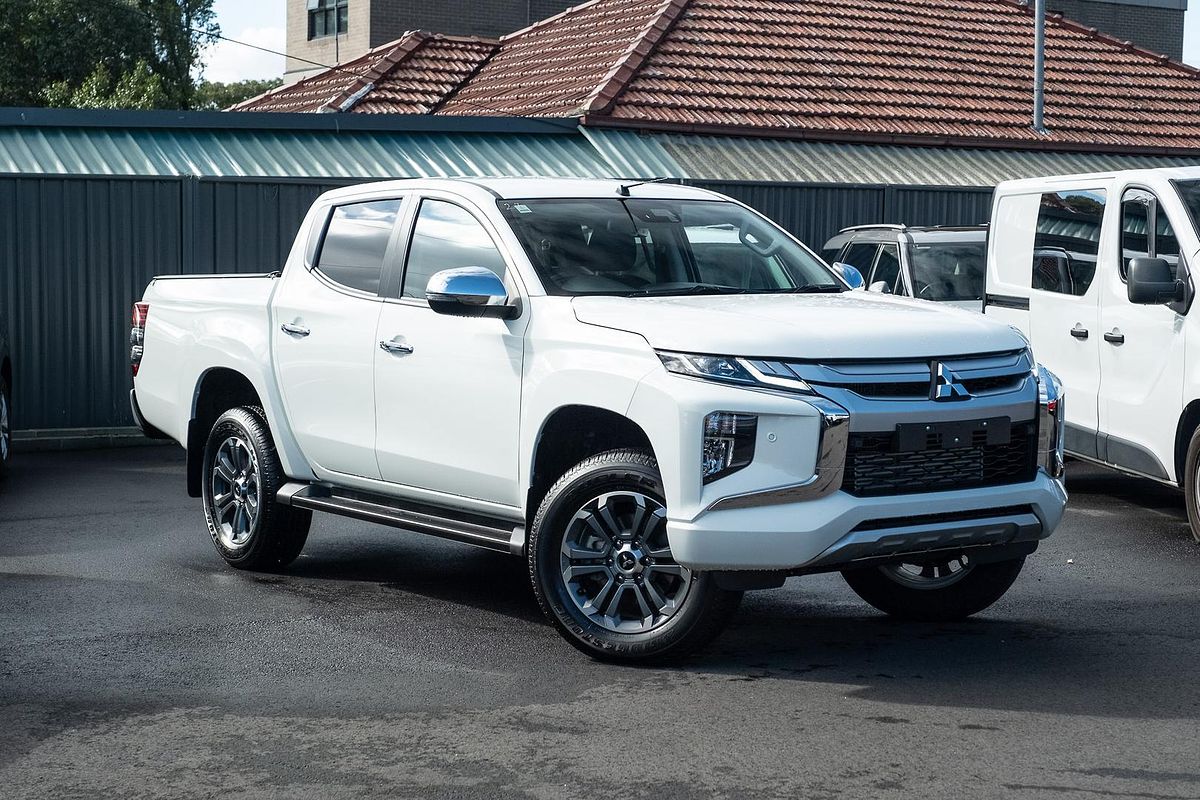 2023 Mitsubishi Triton GLS MR 4X4