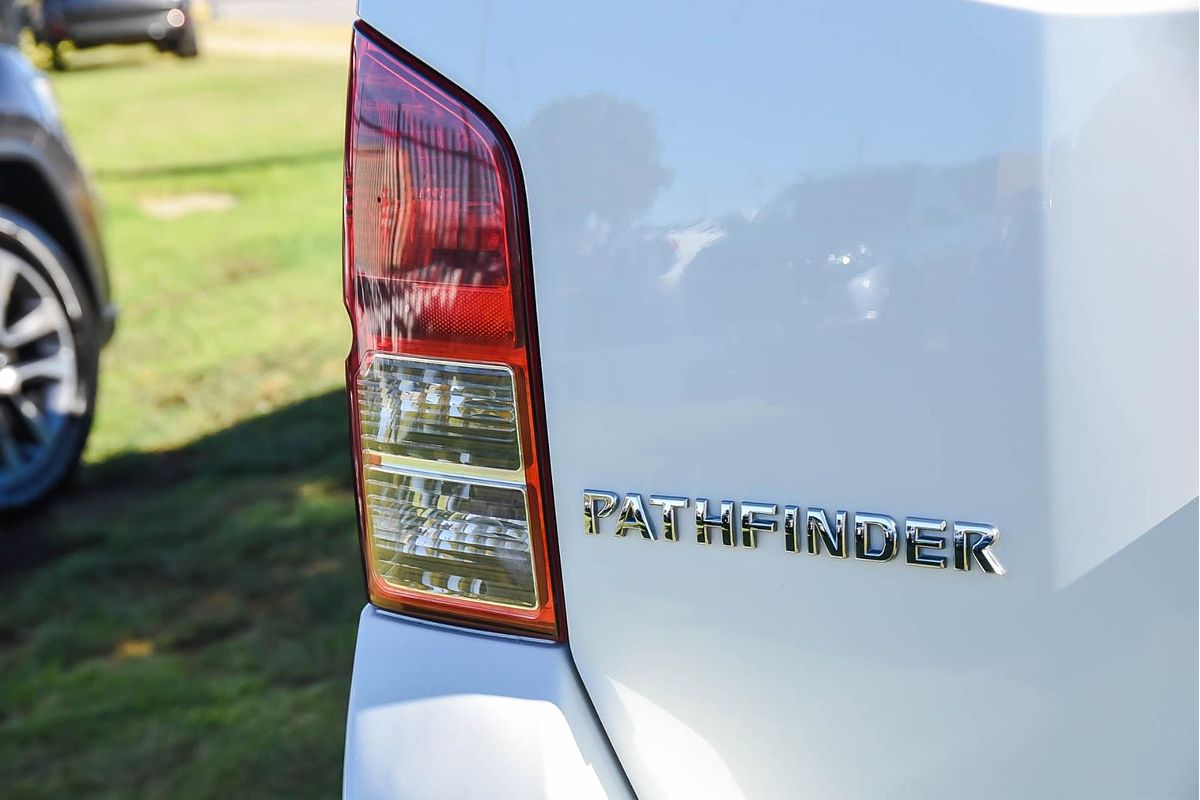 2011 Nissan Pathfinder ST-L R51