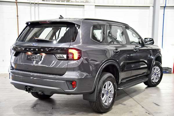 2024 Ford Everest Ambiente