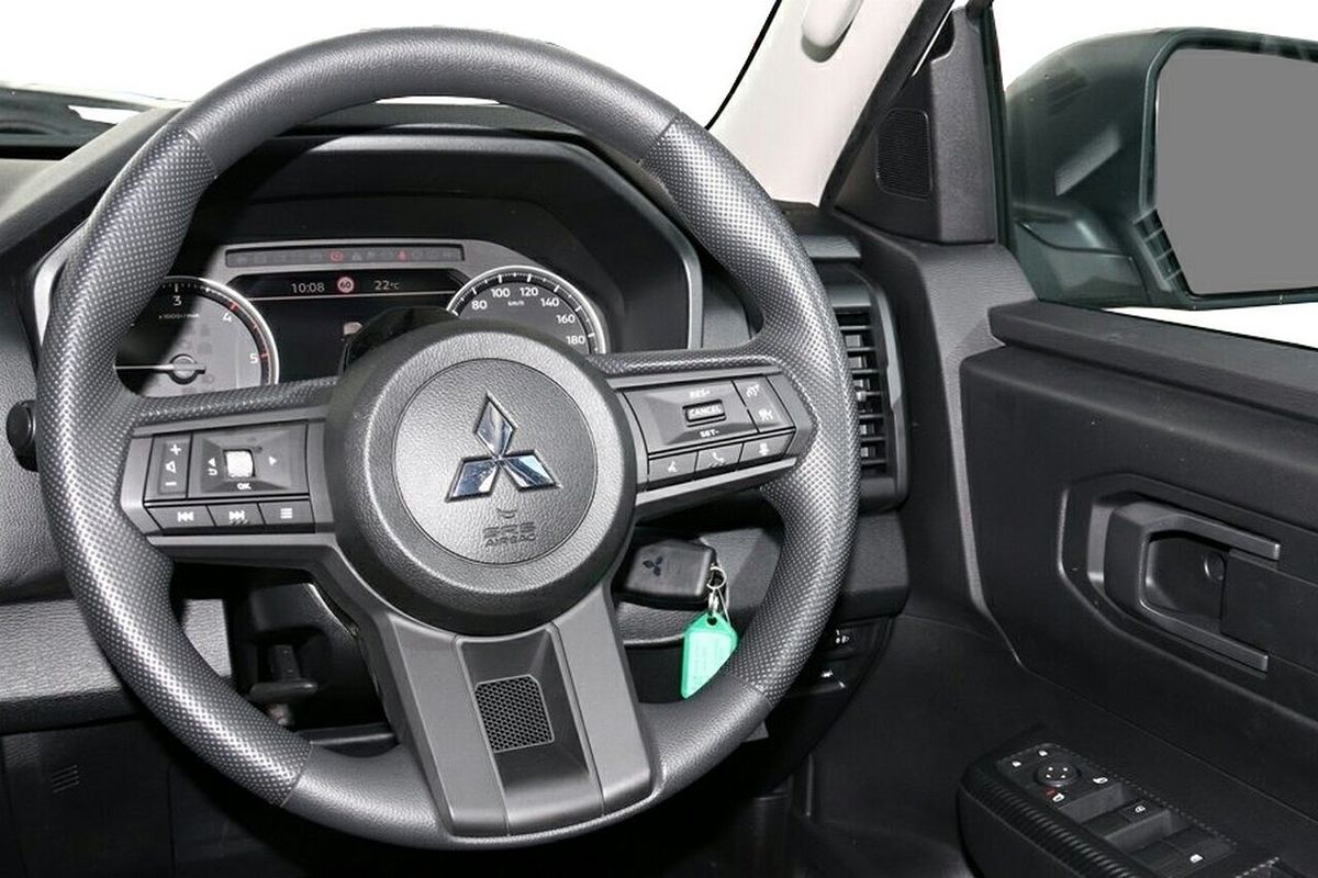 2024 Mitsubishi Triton GLX+ Pick-up Double Cab 4X4 MV MY24 4X4