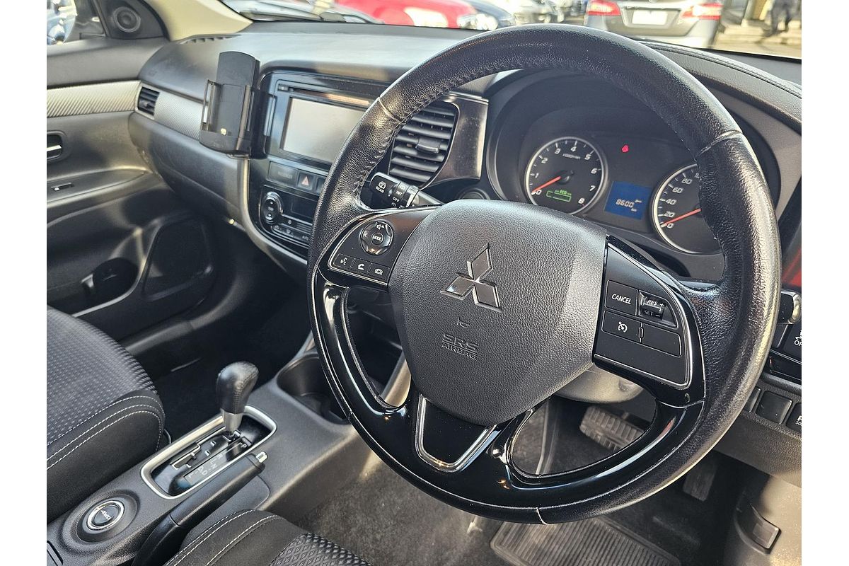 2015 Mitsubishi Outlander ES ZJ