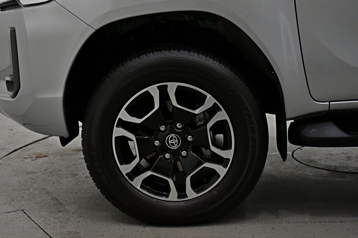 2023 Toyota Hilux SR5 Double Cab GUN126R 4X4