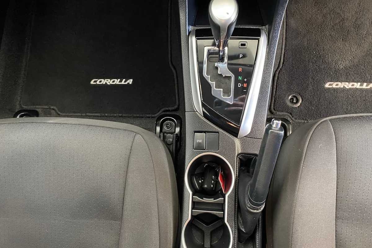2018 Toyota COROLLA SX ZRE172R