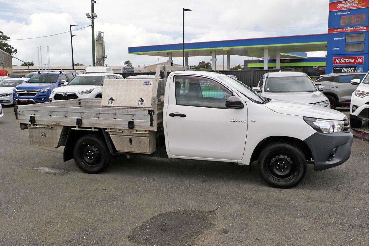 2017 Toyota Hilux Workmate TGN121R Rear Wheel Drive