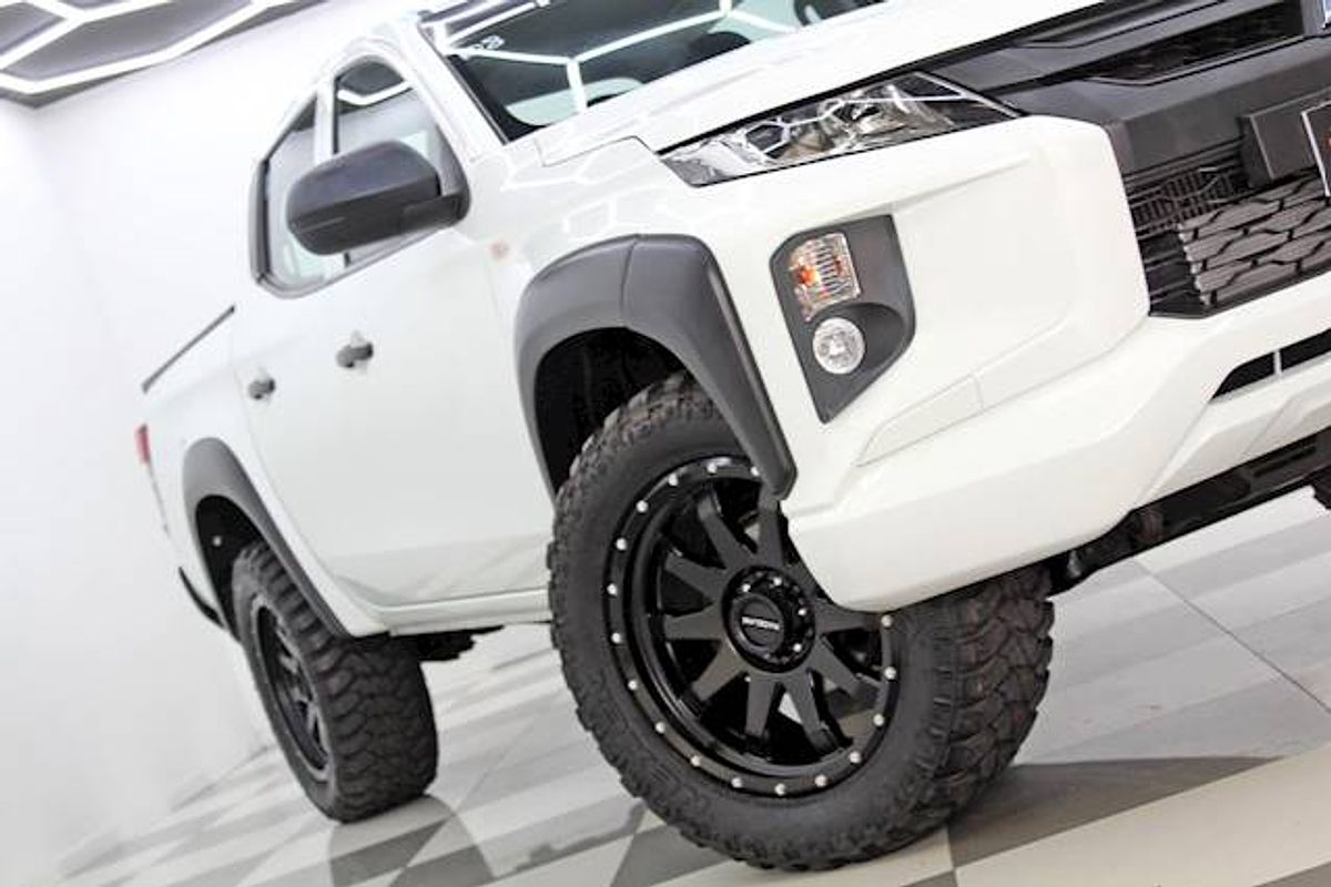 2018 Mitsubishi Triton GLX MR 4X4