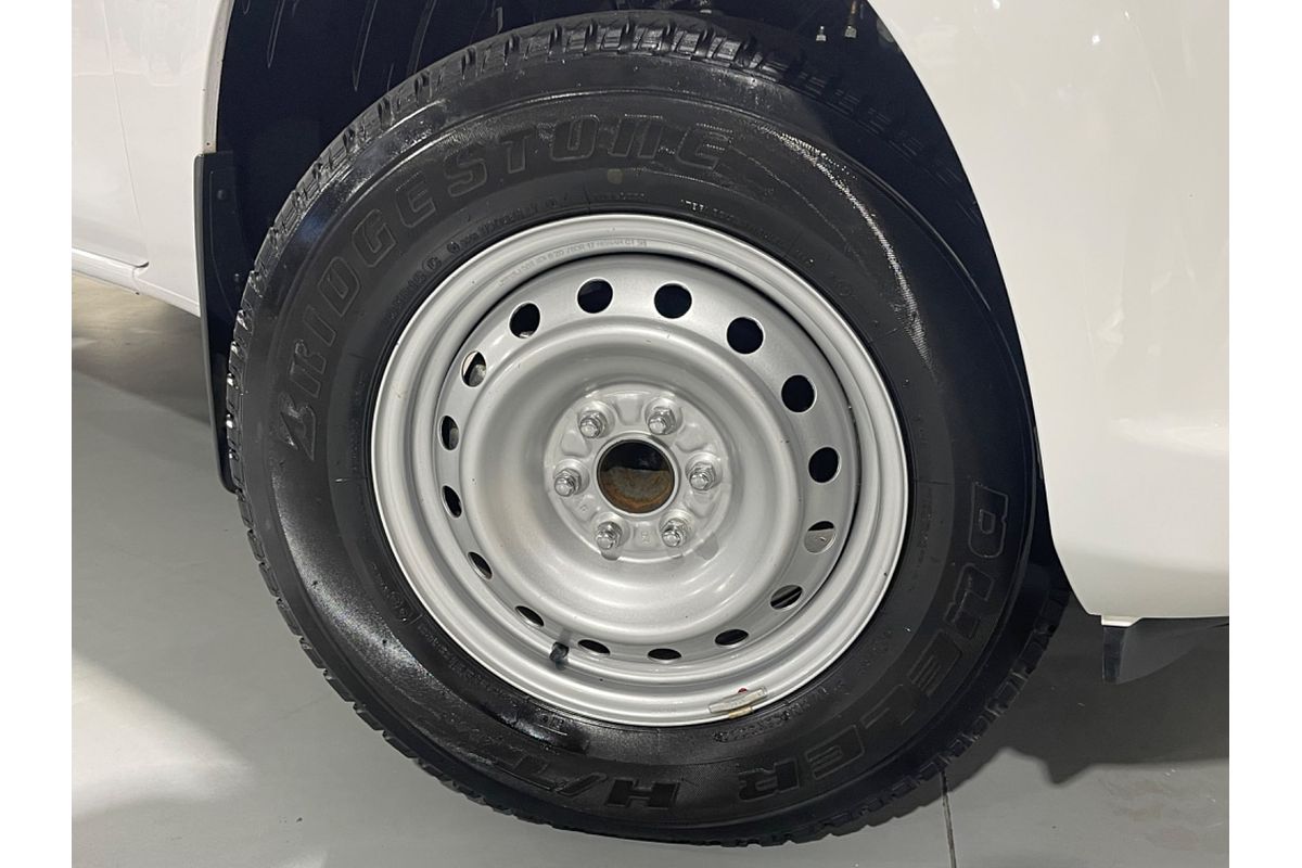 2018 Nissan Navara RX D23 Series 3 Rear Wheel Drive