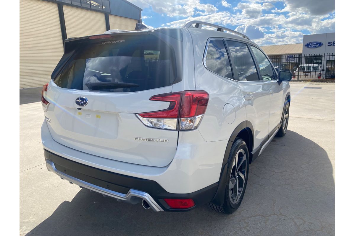 2024 Subaru Forester 2.5i-S S5
