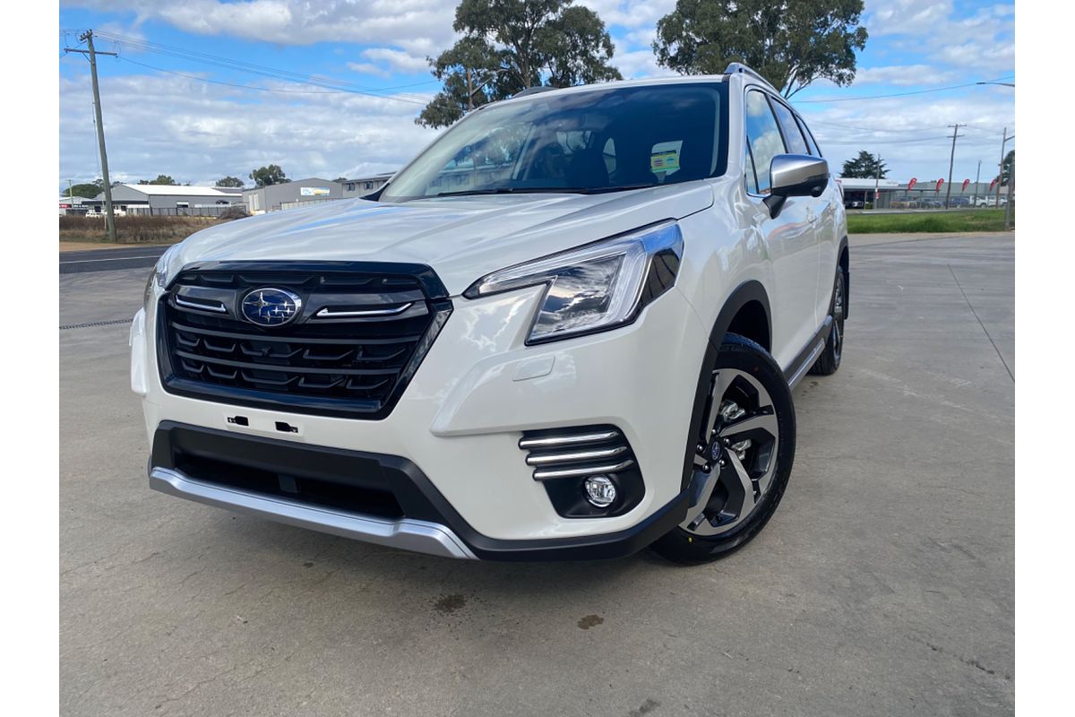 2024 Subaru Forester 2.5i-S S5
