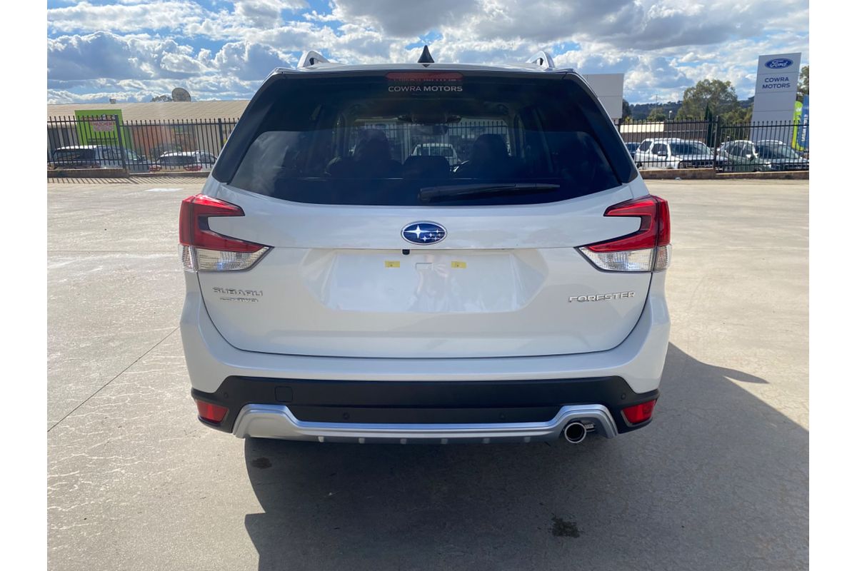 2024 Subaru Forester 2.5i-S S5
